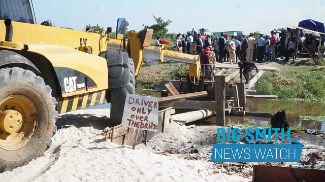 Police fire tear gas as Success squatters get confrontational